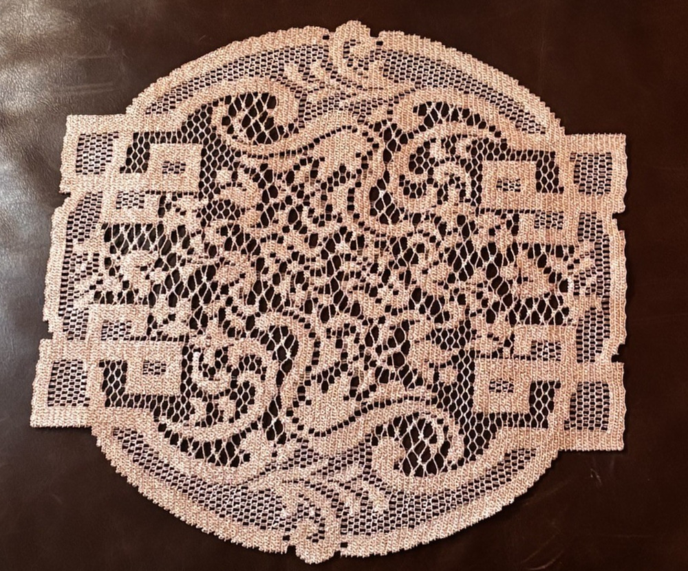 Filet Crochet Doily Vintage Art Deco Dusty Rose Pink Lace Centerpiece 11x12 1940